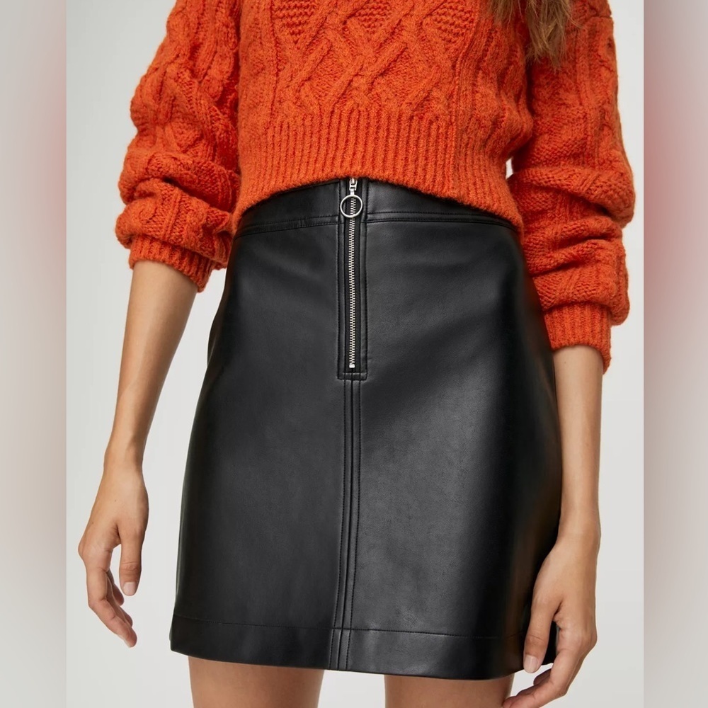 Aritzia Wilfred Free Black Leather Skirt